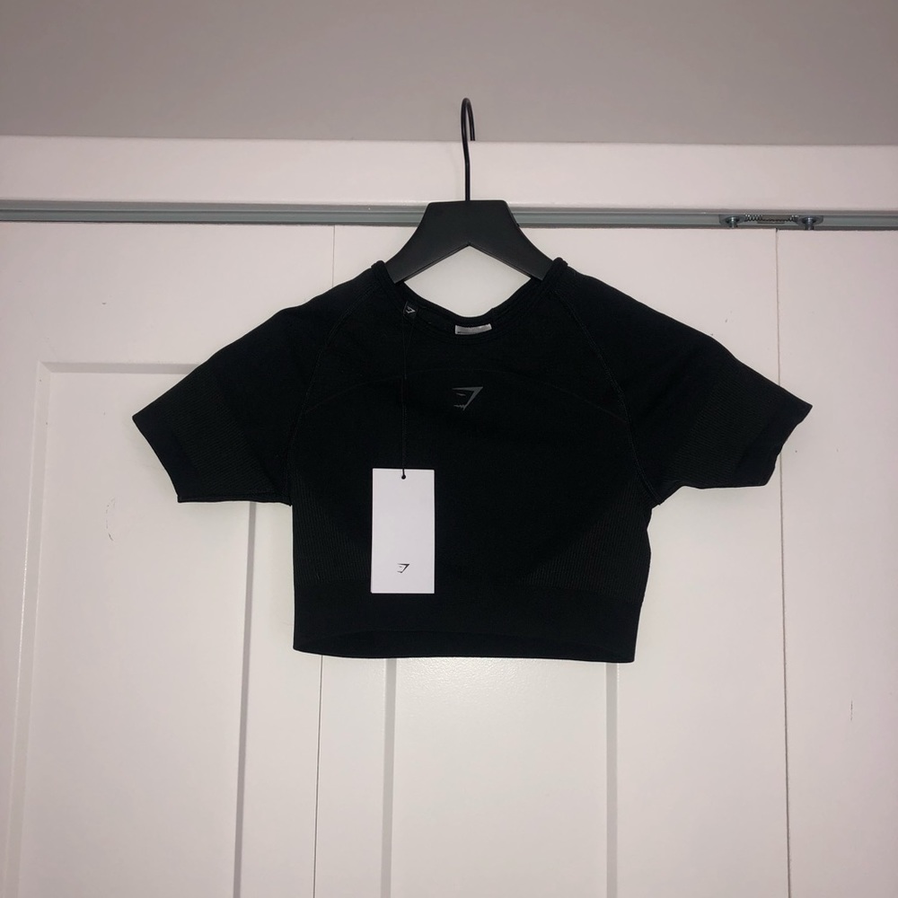 Gymshark black crop